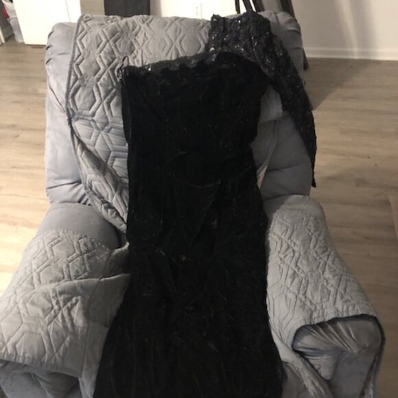 Vintage Jessica McClintock Lace and Velvet Dress - Picture 4 of 6